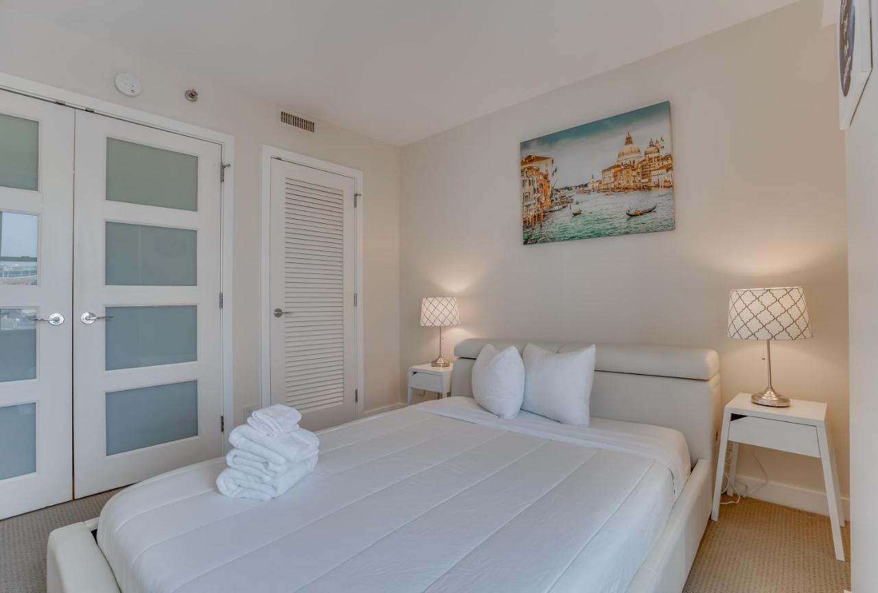 Heaven On Washington Fully Furnished Apartments Exterior photo